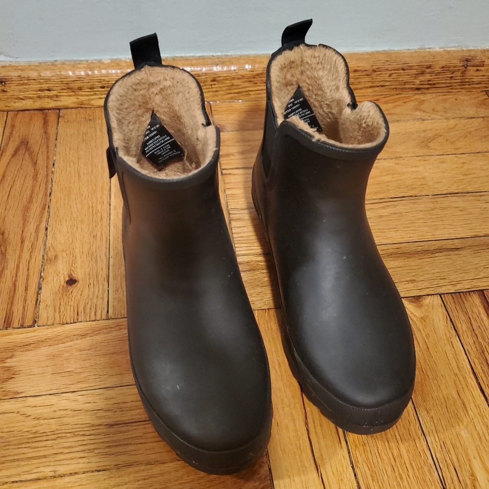 Chooka Sherpa-lined Chelsea Rainboots